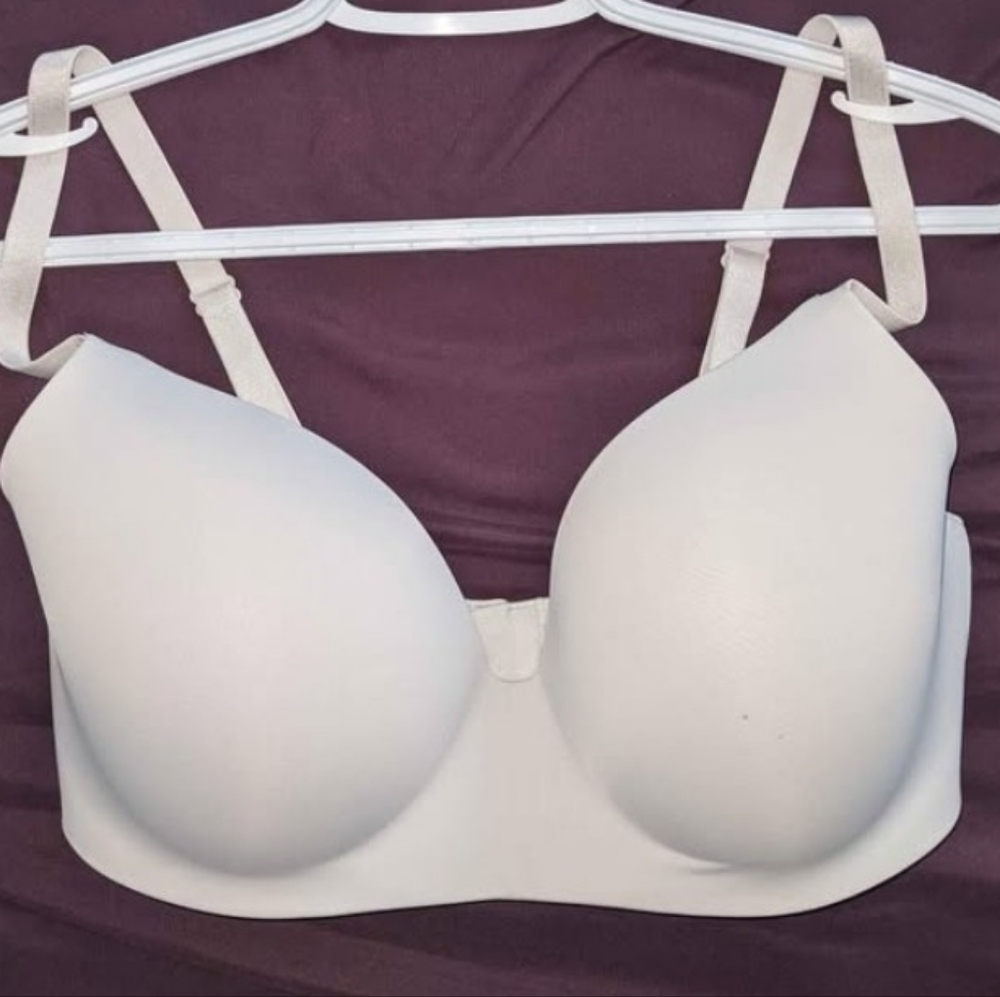 Victoria's  Secret Bra